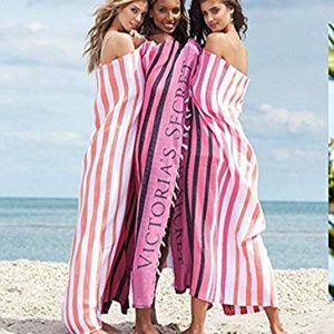 Victoria's Secret 2017 Beach blanket